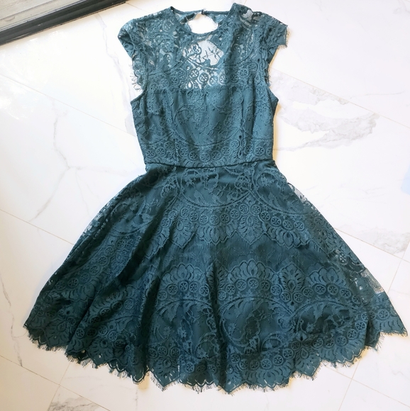 Emerald Green Lace Dress - Picture 1 of 14